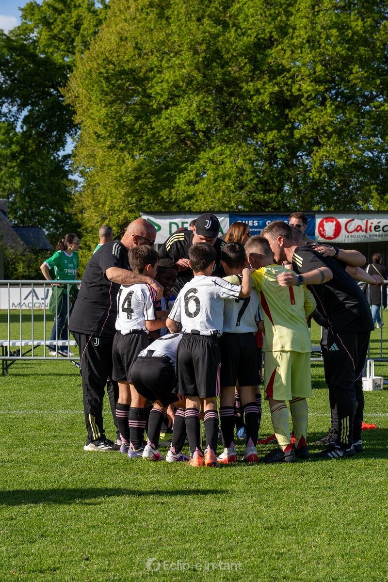Cohésion d'avant-match — Challenge Adrien Ruyet à Lorient