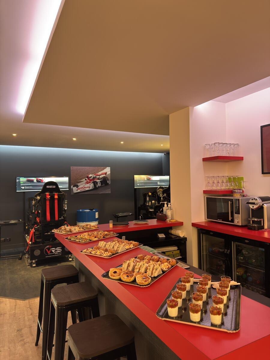 Buffet & bar — Soirée cohésion au simulateur à Lorient